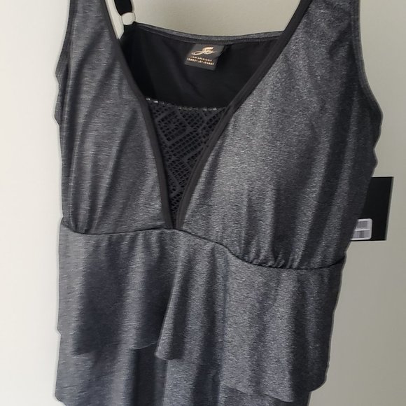 NWT 1X Spa brand tiered plus tankini - Picture 1 of 5